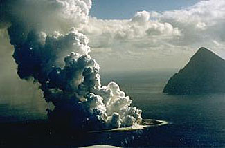Υποβρύχια έκρηξη ηφαιστείου