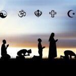Η Γέννηση μιας Θρησκείας: Από τη θαρραλέα αναζήτηση στην πίστη και την ανθρώπινη ανάγκη